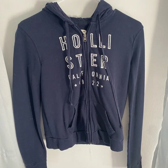 Navy blue hollister zip up hoodie 2025